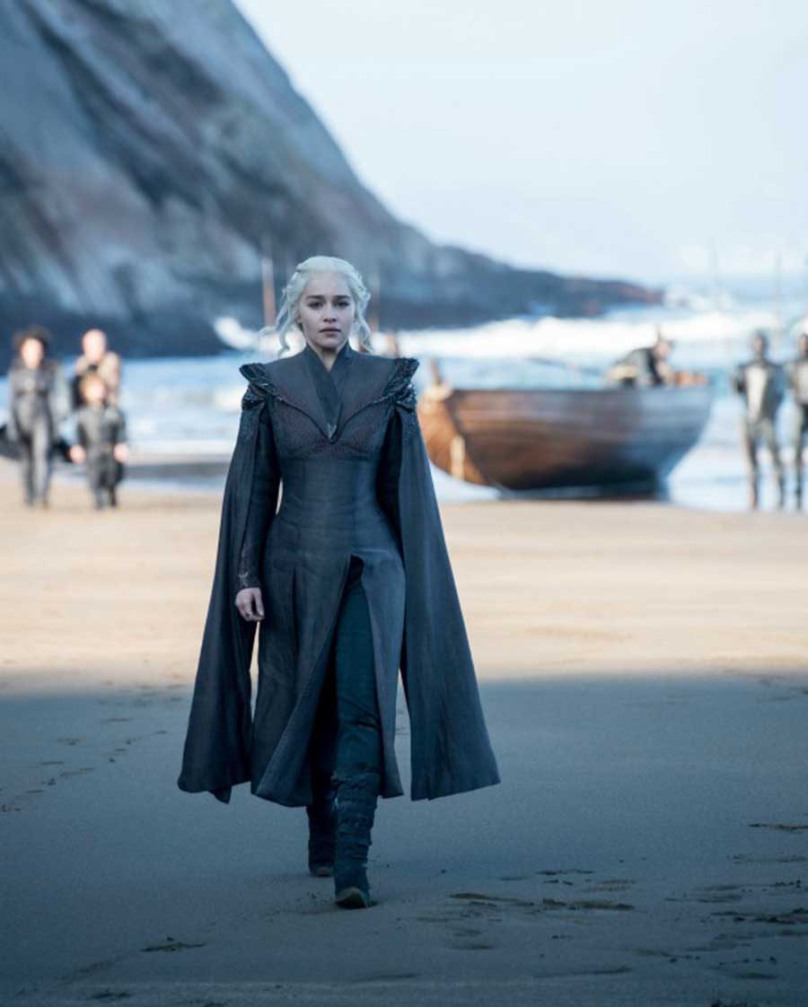 583900-emilia-clarke-as-daenerys-targaryen-in-season-7-of-game-of-thrones-8198262