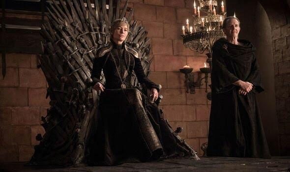 cersei-lannister-qyburn-throne-room-kings-landing-801-season-8-4670633