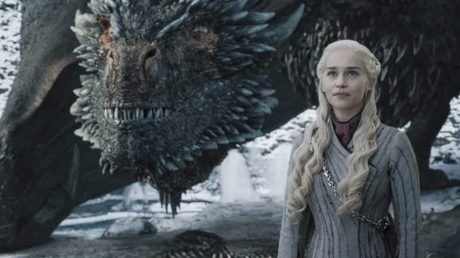 emilia-clarke-teases-game-of-thrones-season-8-episode-5-says-its-bigger-1389883