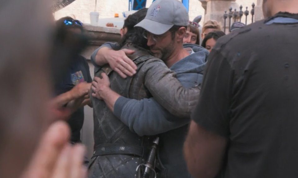 kit-harington-cried-during-his-emotional-farewell-speech-on-his-last-day-filming-game-of-thrones-2-4148107