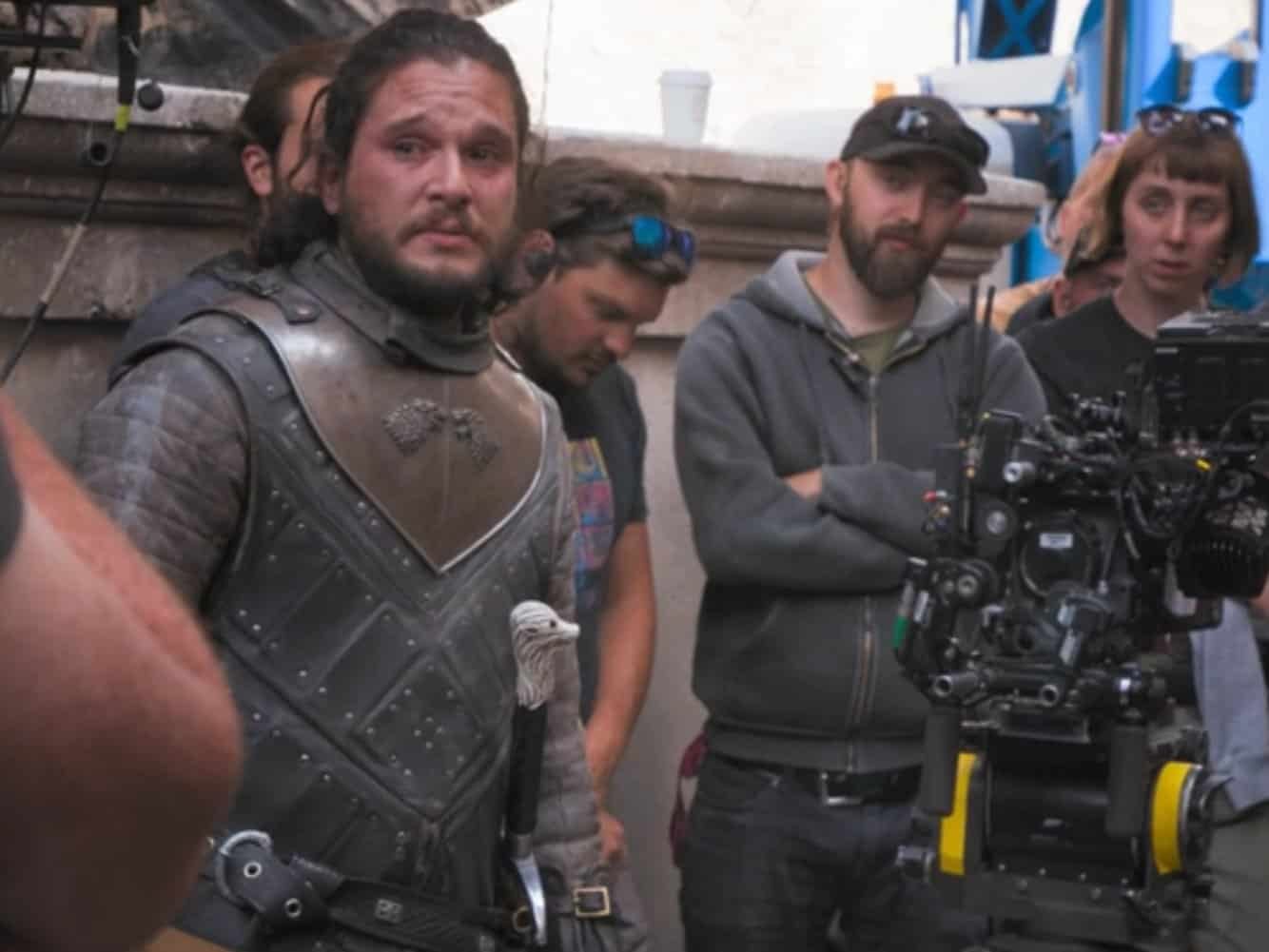 kit-harington-cried-during-his-emotional-farewell-speech-on-his-last-day-filming-game-of-thrones-5711607