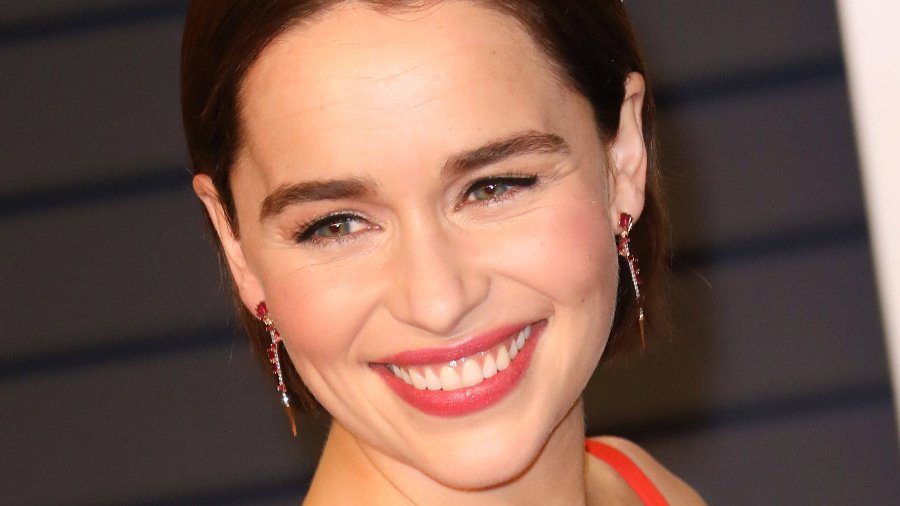 no-drinks-for-game-of-thrones-star-emilia-clarke-on-christmas-3690571