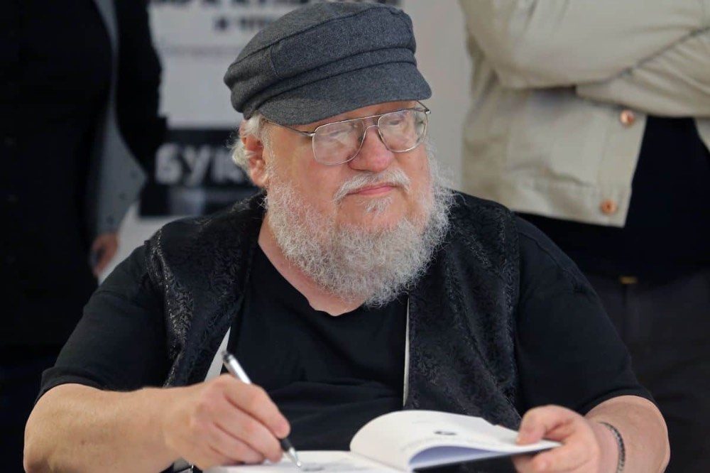 george-r-r-martin-gives-an-update-on-e28098the-winds-of-wintere28099-and-e28098house-of-the-dragone28099-1-4738957