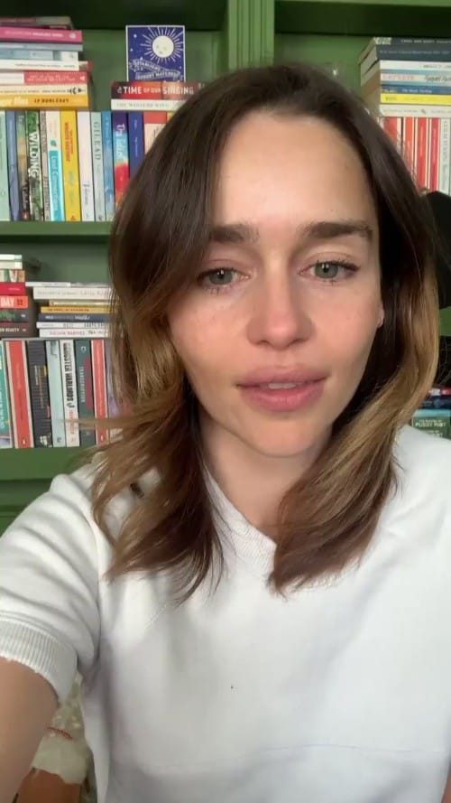 emilia-clarke-is-launching-a-poetry-reading-initiative-on-instagram-1-3322425