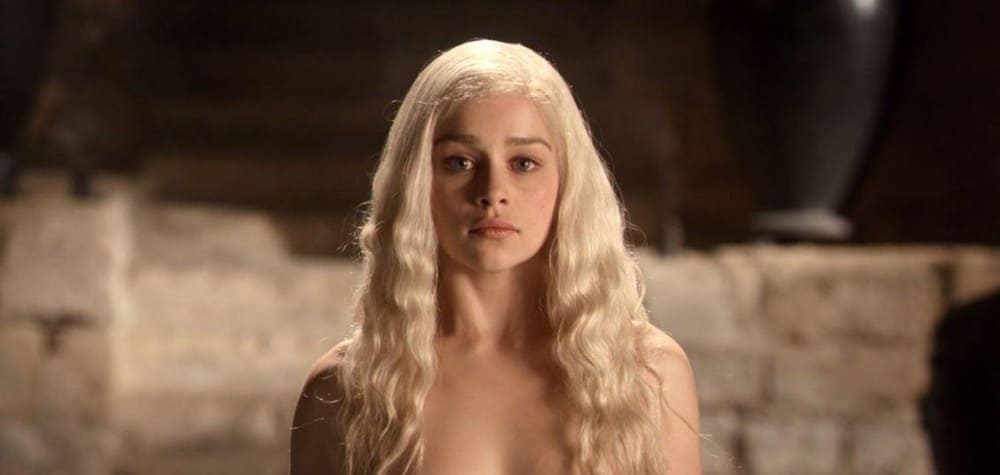 emilia-clarke-says-she-was-pressured-into-nudity-on-game-of-thrones-3994644