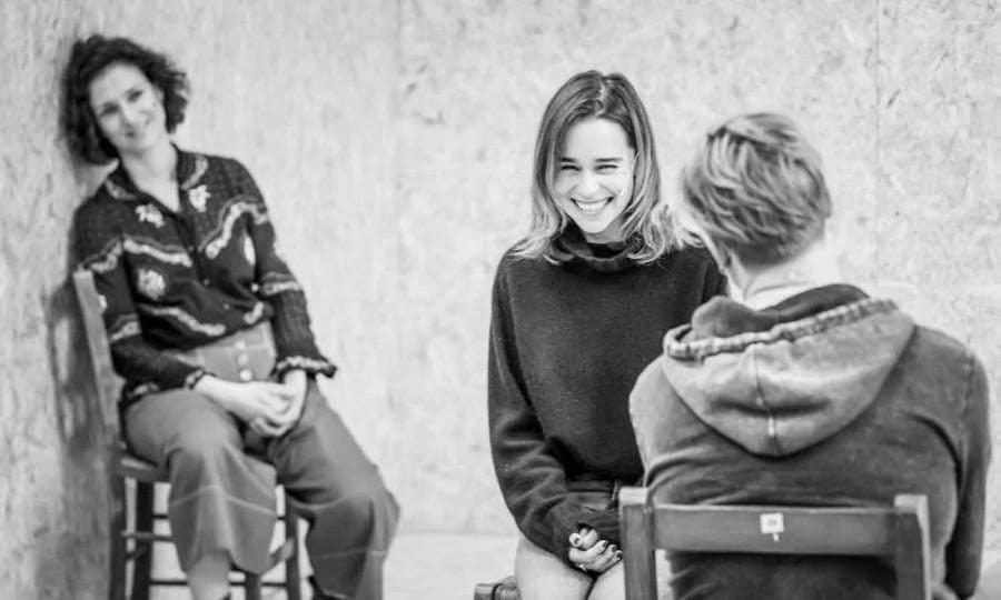 game-of-thrones-emilia-clarke-and-indira-varma-talk-about-theatre-experience-with-vogue-1382846