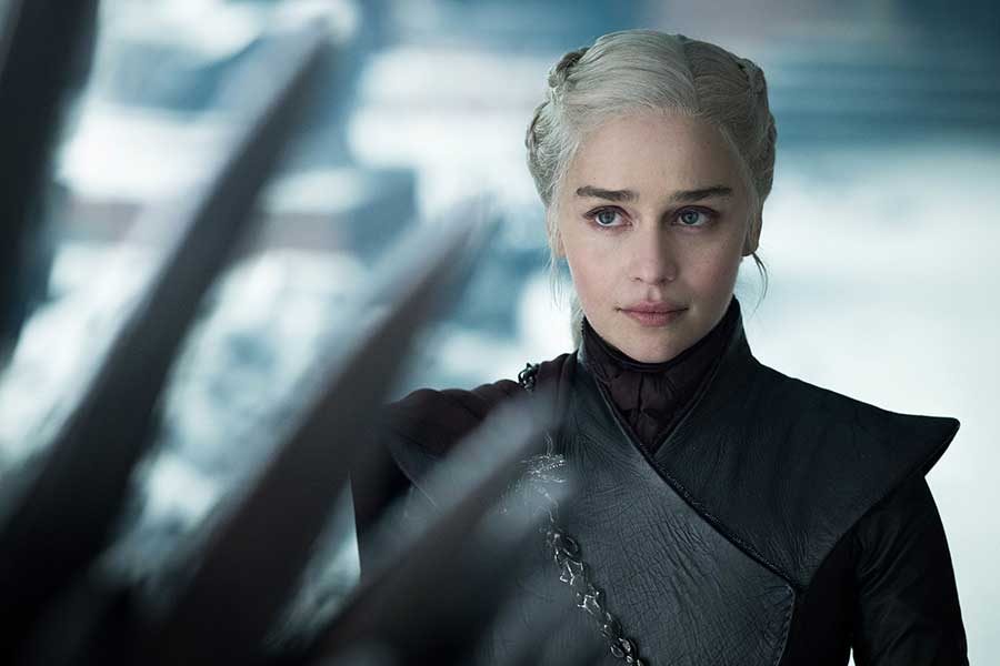 hbo-enters-game-of-thrones-finale-for-best-writing-emmy-consideration-and-the-fans-are-not-happy-9063933