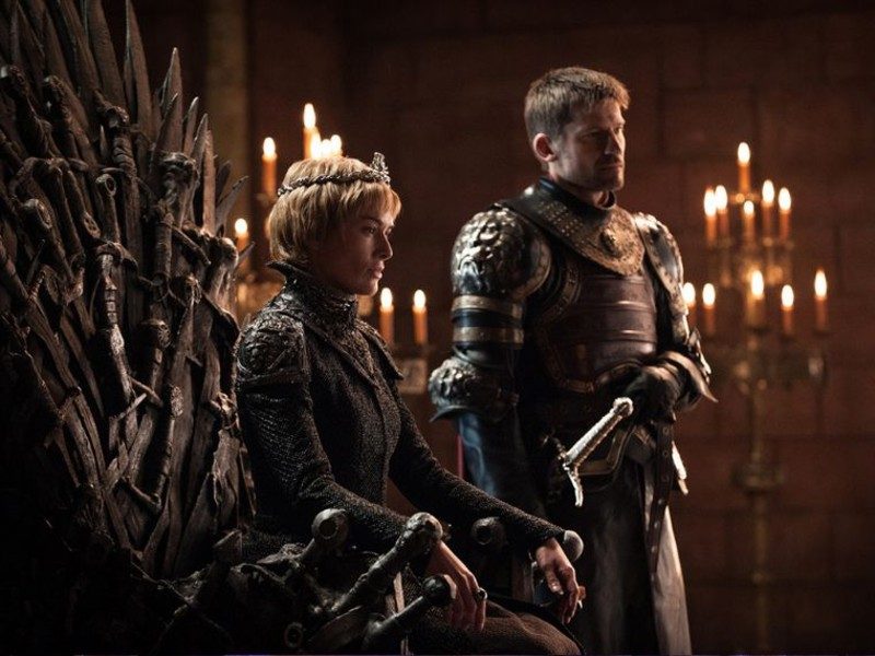 cersei-and-jamie-on-the-iron-throne-4470372