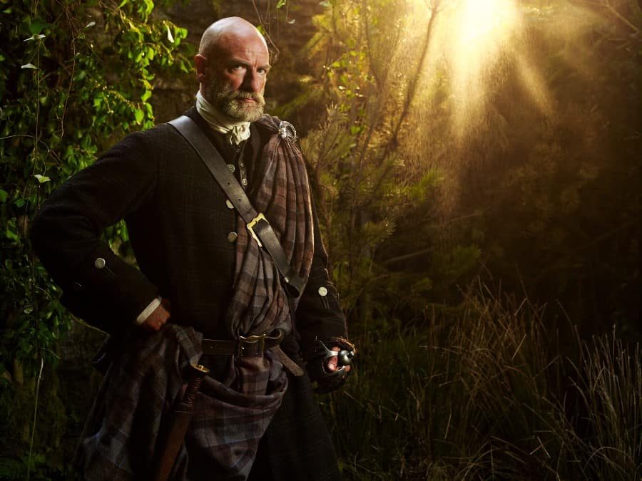 outlander-dougal-mckenzie-season-1-official-picture-outlander-2014-tv-series-39905146-6496-4872-1910947