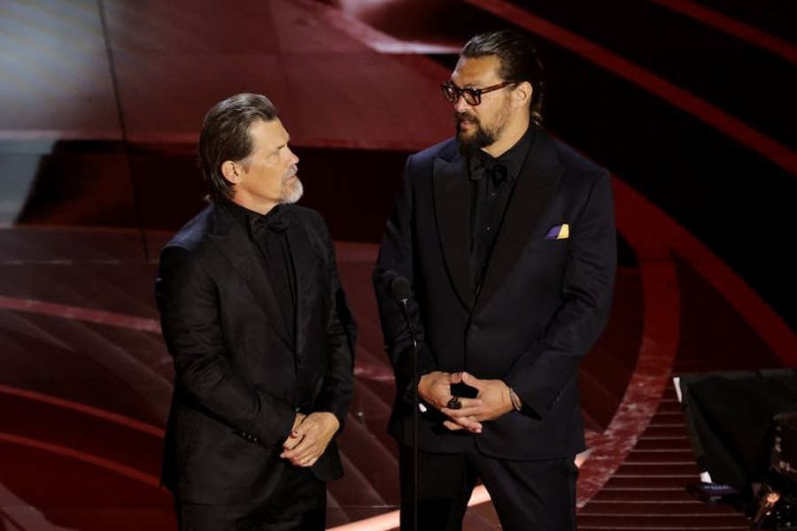 oscars-2022-josh-brolin-jason-momoa