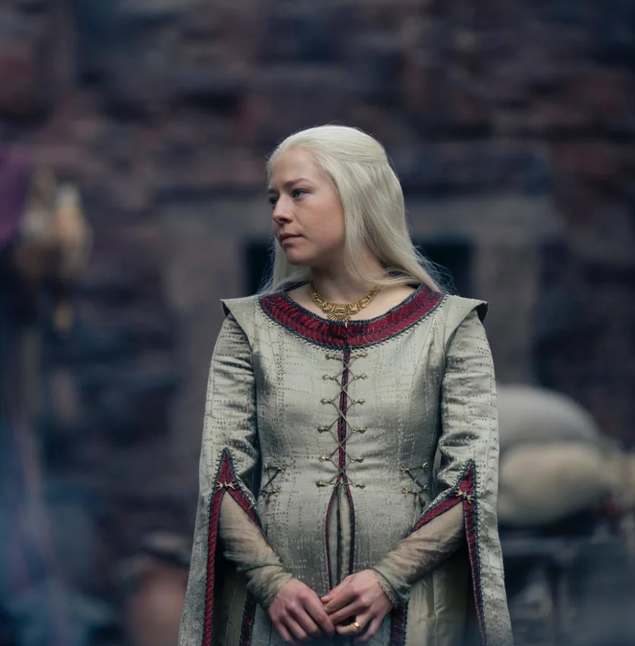 older rhaenyra targaryen