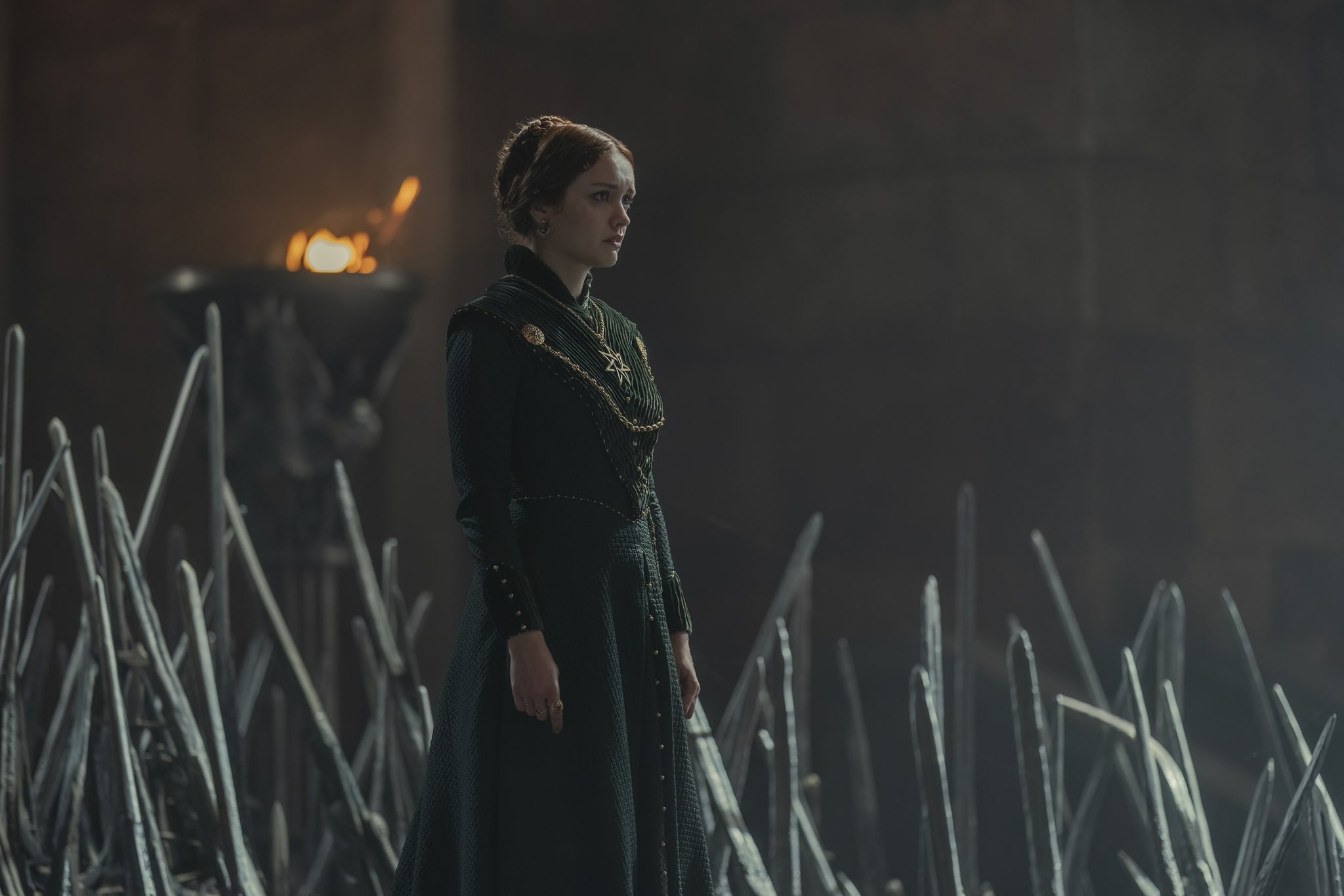 olivia-cooke-as-queen-alicent-house-of-the-dragon-episode-8-2